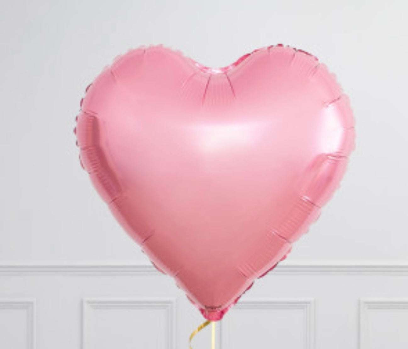 Hard shape foil balloon ￼