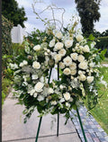 Grandeur Éternelle Wreath