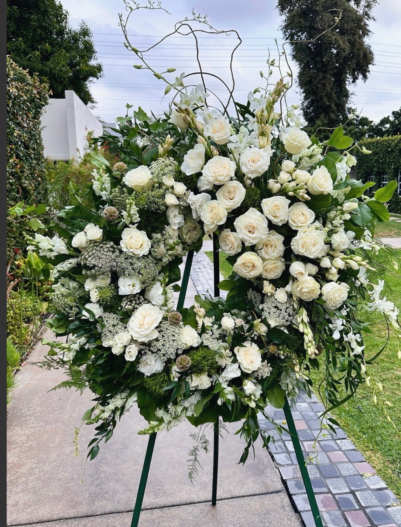 Grandeur Éternelle Wreath