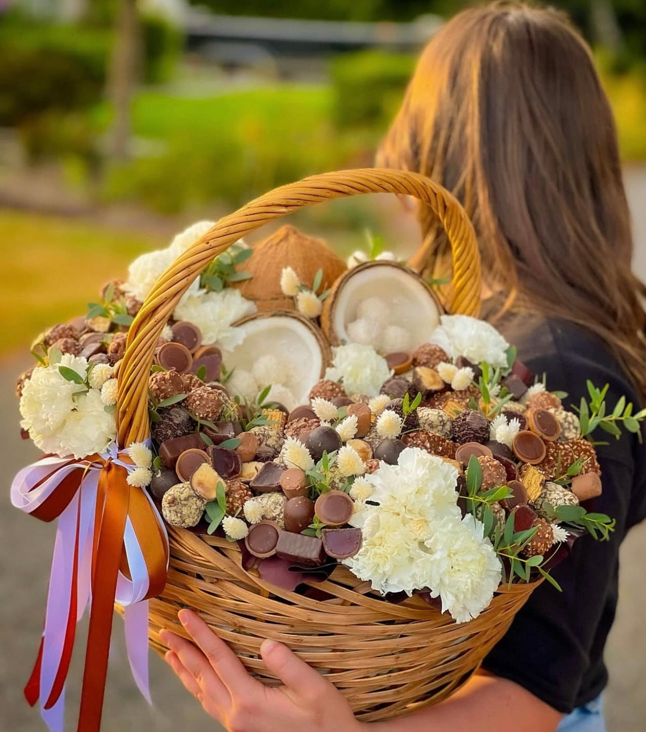 The Royal Confection Basket